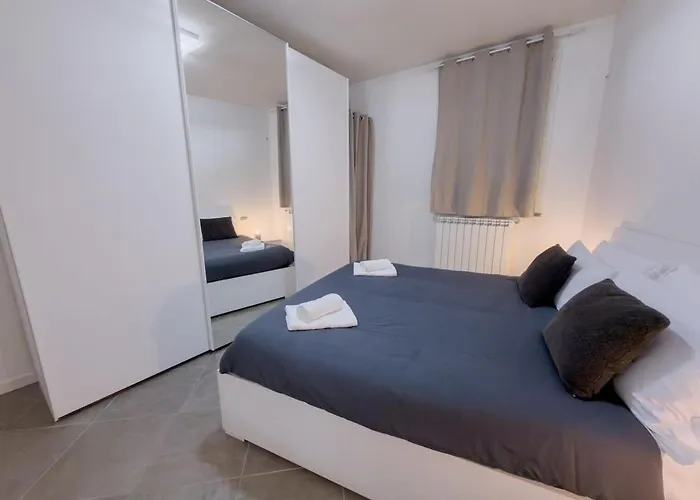 Center * Sesto Calende